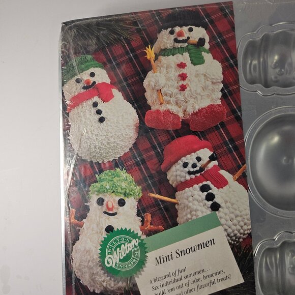 Wilton Nonstick Baking Tray Mini Snowman Cake Brownie Muffin Holiday Baking Pan - Picture 3 of 7